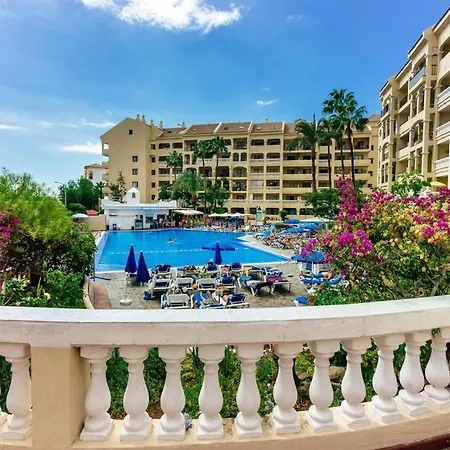 Studio In Castle Harbour With Pool Viewc012 Los Cristianos (Tenerife)