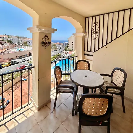 Studio In Castle Harbour With Pool Viewc012 Apartamento Los Cristianos (Tenerife)